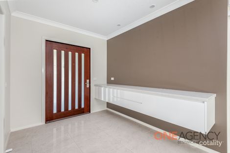 Property photo of 19 Cheviot Drive Kelso NSW 2795