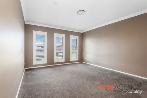 Property photo of 19 Cheviot Drive Kelso NSW 2795
