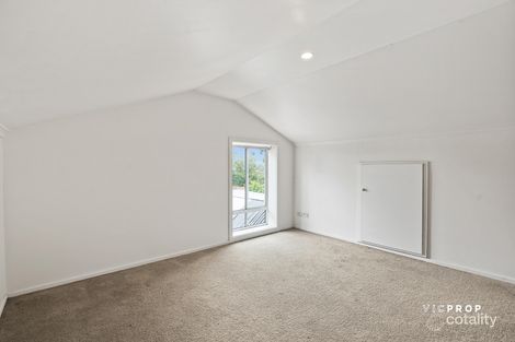 Property photo of 10 Thompson Court Werribee VIC 3030