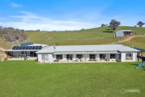 433 Kaludabah Rd, Piambong, NSW 2850