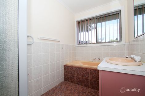 Property photo of 26 Manchester Drive Sydenham VIC 3037