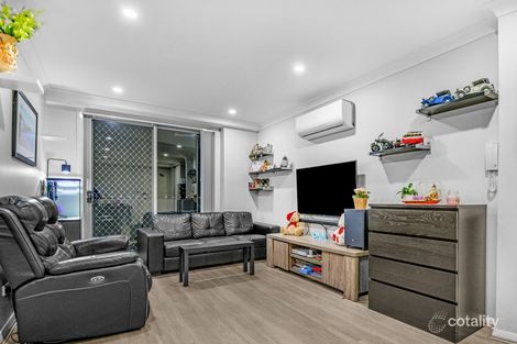 Property photo of 204/19 Aurelia Street Toongabbie NSW 2146