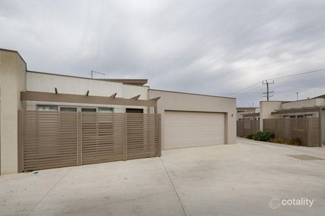 10 Latitude Ct, Ballarat East, VIC 3350