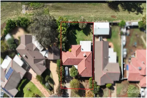 Property photo of 7 Cobden Place Parkes NSW 2870