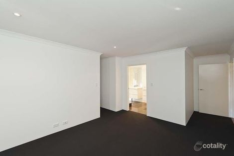 Property photo of 2/116 Elliot Road Hocking WA 6065