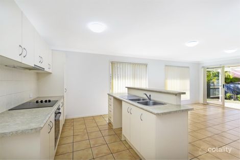 Property photo of 10 Pinewood Street Wynnum West QLD 4178