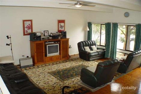 Property photo of 204 Jacaranda Avenue Figtree NSW 2525