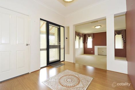Property photo of 8 Otago Pass Meadow Springs WA 6210