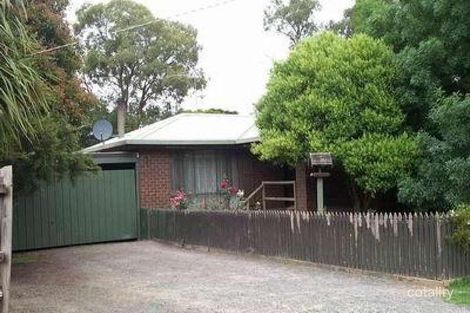 8 Valewood Dr, Launching Place, VIC 3139