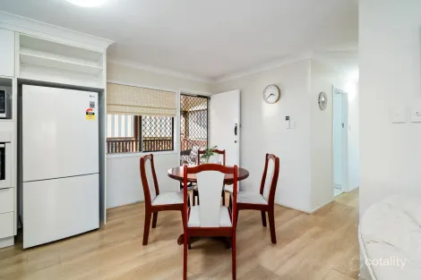 Property photo of 10 Athelstane Terrace The Range QLD 4700