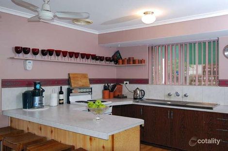 Property photo of 26 Woodbridge Drive Greenmount WA 6056