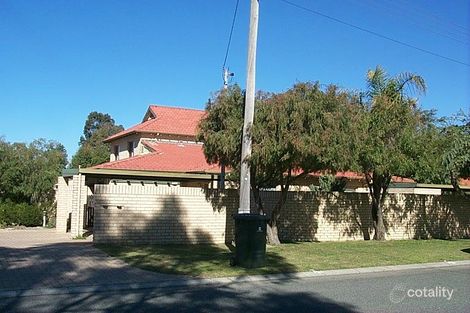 Property photo of 12 Railton Place Dianella WA 6059