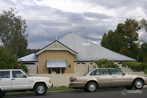 1 Sixth Ave, Windsor, QLD 4030