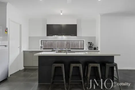 Property photo of 97 River Run Circuit Ormeau Hills QLD 4208