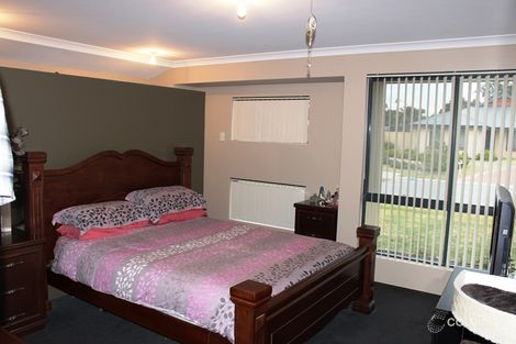 Property photo of 2 Pomera Drive Byford WA 6122