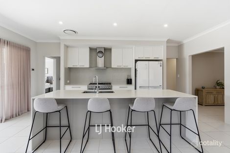 Property photo of 5 Barker Boulevard Glen Iris WA 6230