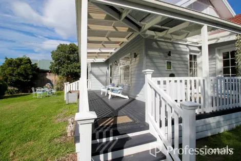 Property photo of 9 King Street Rosedale VIC 3847