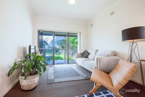 67 Lawrence St, Freshwater, NSW 2096