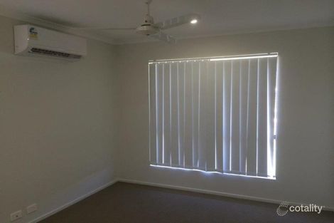 Property photo of 2/33 Yass Circuit Kelso QLD 4815
