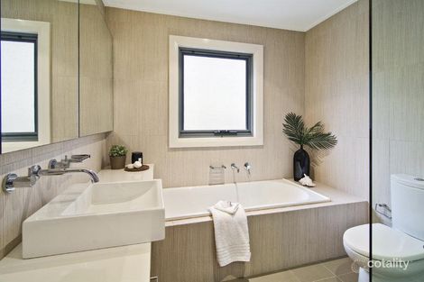 Property photo of 2/556-562 Pittwater Road North Manly NSW 2100