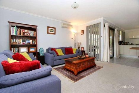 Property photo of 31 Bowman Drive Mill Park VIC 3082