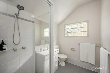 Property photo of 6 Watchorn Close Holt ACT 2615