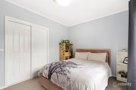 Property photo of 2/7 Evans Crescent Reservoir VIC 3073