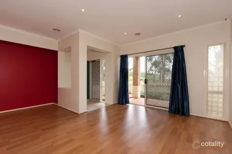 Property photo of 15 Datura Walk Bundoora VIC 3083
