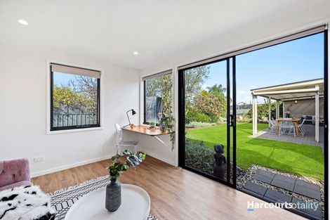 Property photo of 34 Barton Drive Trott Park SA 5158