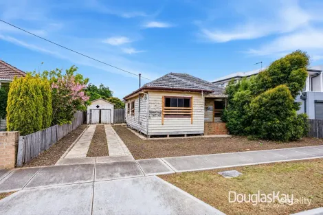 10 BUSCH ST, SUNSHINE NORTH, VIC 3020