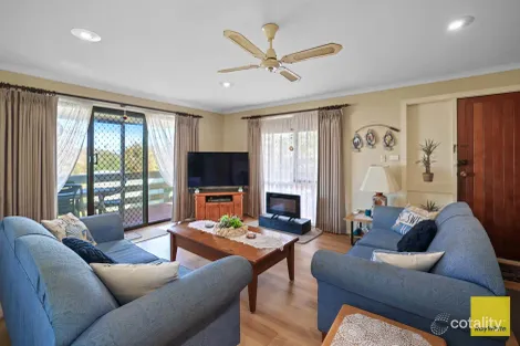 Property photo of 50 Harbour View Sandy Point VIC 3959
