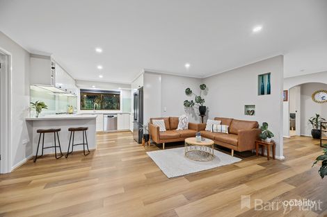 Property photo of 2 Warraview Close Warragul VIC 3820