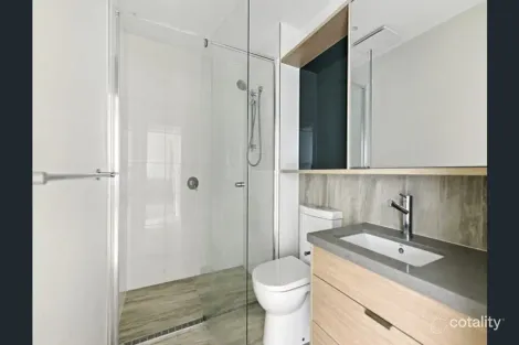 Property photo of 213/36 Anglesey Street Kangaroo Point QLD 4169