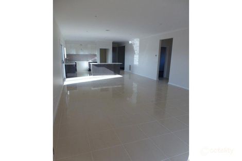 Property photo of 36 Leyana Crescent Brookfield VIC 3338