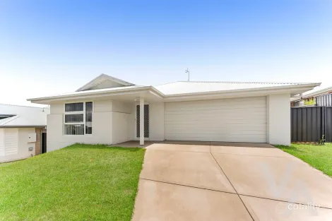 17 Rawmarsh St, Farley, NSW 2320