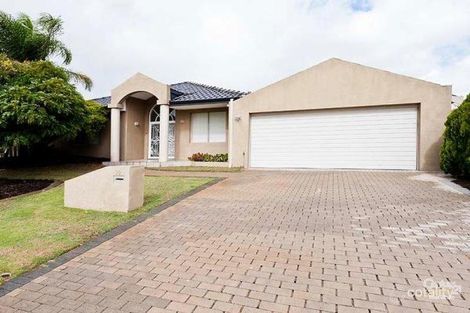 22 Aster Ct, Thornlie, WA 6108