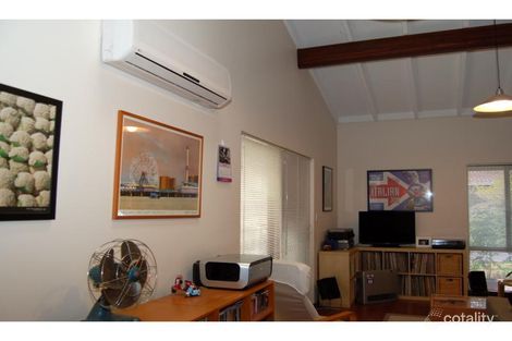Property photo of 8/19 Hindmarsh Avenue Yokine WA 6060