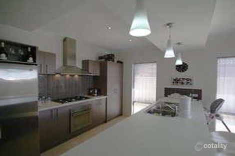 Property photo of 18 Dorchester Turn Canning Vale WA 6155