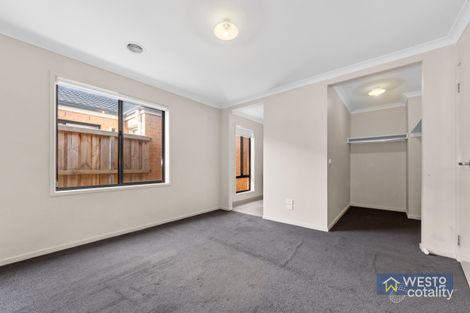 Property photo of 3 Highbury Road Werribee VIC 3030