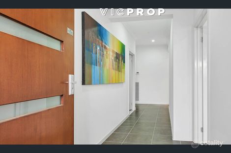 Property photo of 18 Lumiere Boulevard Truganina VIC 3029
