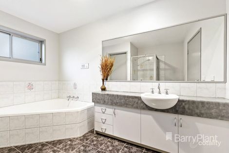 Property photo of 7 Bushland Court Eltham VIC 3095