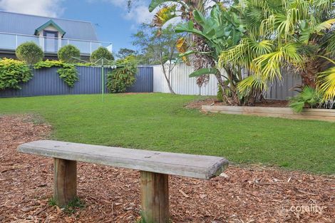 Property photo of 21 Lauren Avenue Lake Munmorah NSW 2259