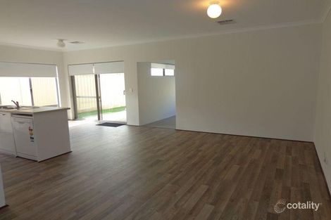 Property photo of 14 Adela Bend Lakelands WA 6180