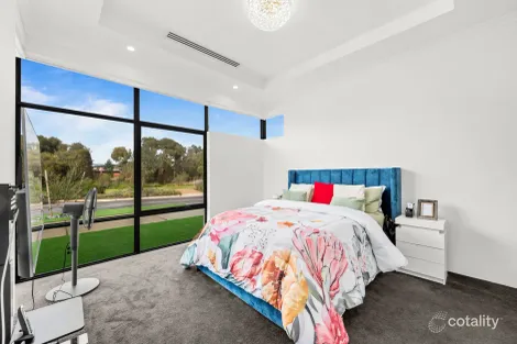 Property photo of 21 Barnevelder Bend Southern River WA 6110