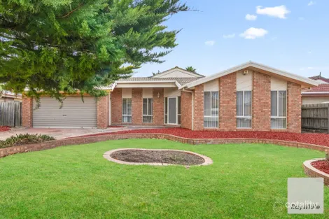 Property photo of 33 Sandpiper Drive Taylors Lakes VIC 3038