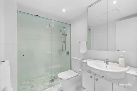 Property photo of 123/26 Felix Street Brisbane City QLD 4000