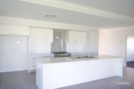 Property photo of 38 Lansdowne Drive Dubbo NSW 2830