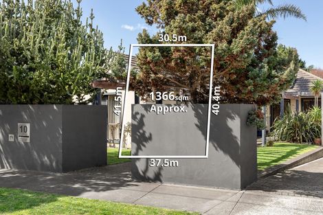 Property photo of 8 Sea Parade Mentone VIC 3194