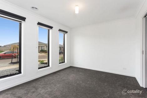 Property photo of 23 Cabane Circuit Mount Duneed VIC 3217