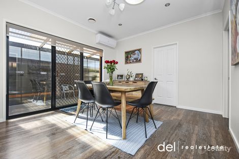 Property photo of 29 Lauren Drive Hampton Park VIC 3976